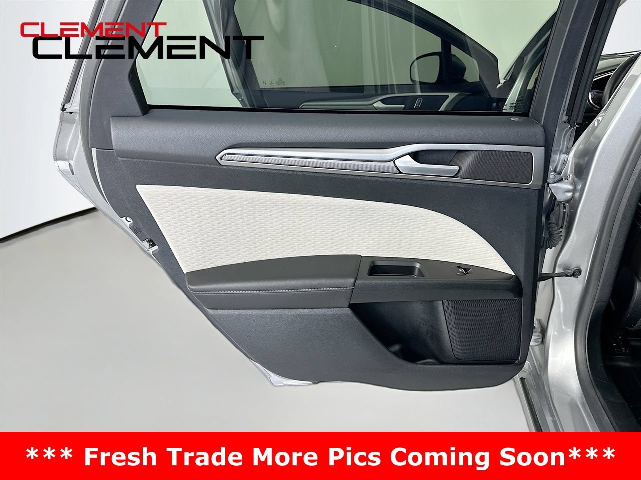Certified 2020 Ford Fusion SE w/ Equipment Group 151A FWD image 29