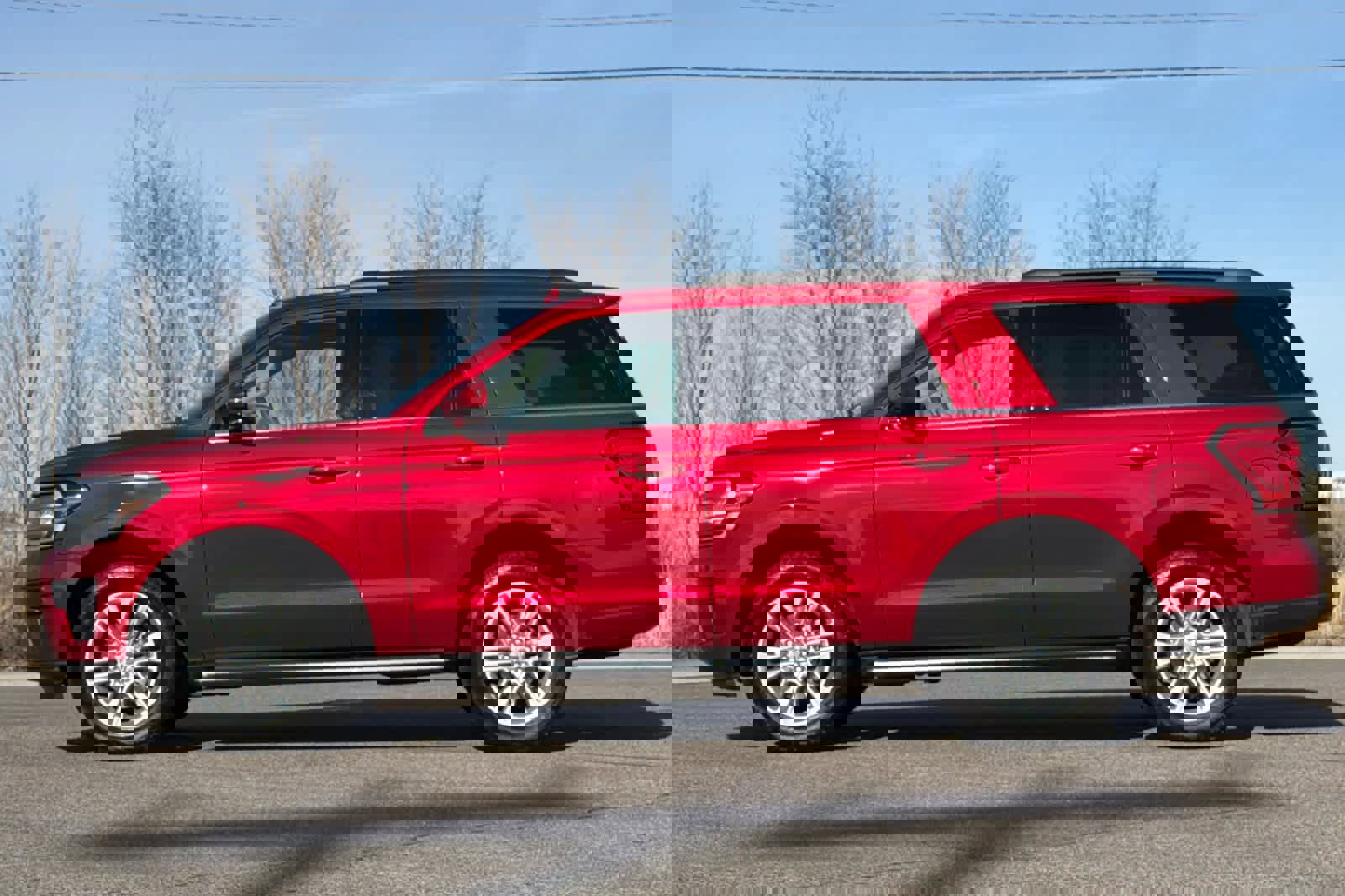 Certified 2022 Ford Expedition XLT image 2