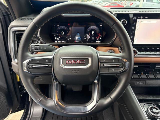 Used 2024 GMC Canyon AT4 w/ Technology Package image 18