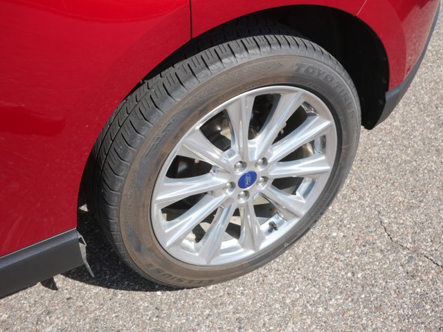Certified 2018 Ford Edge Titanium w/ Equipment Group 302A AWD/4WD image 8
