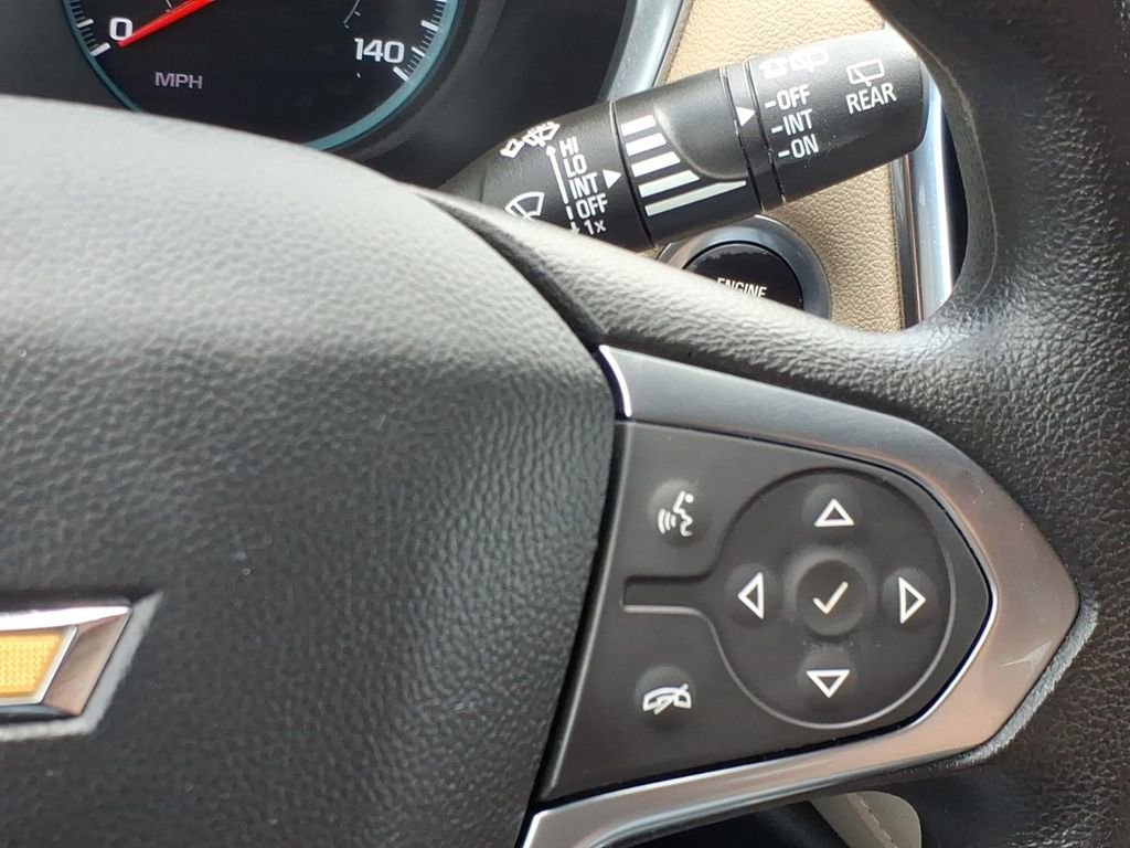 Used 2023 Chevrolet Traverse LS FWD image 26