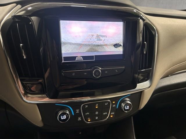 Used 2023 Chevrolet Traverse LS AWD/4WD image 18