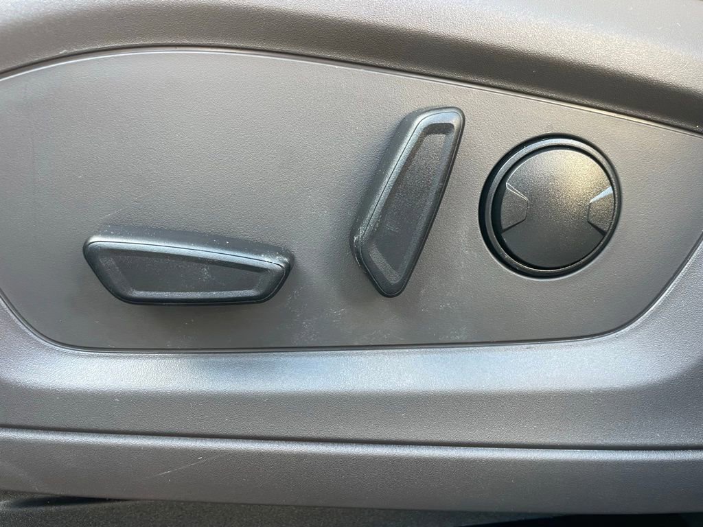 Certified 2022 Ford Explorer Platinum w/ Technology Package image 22