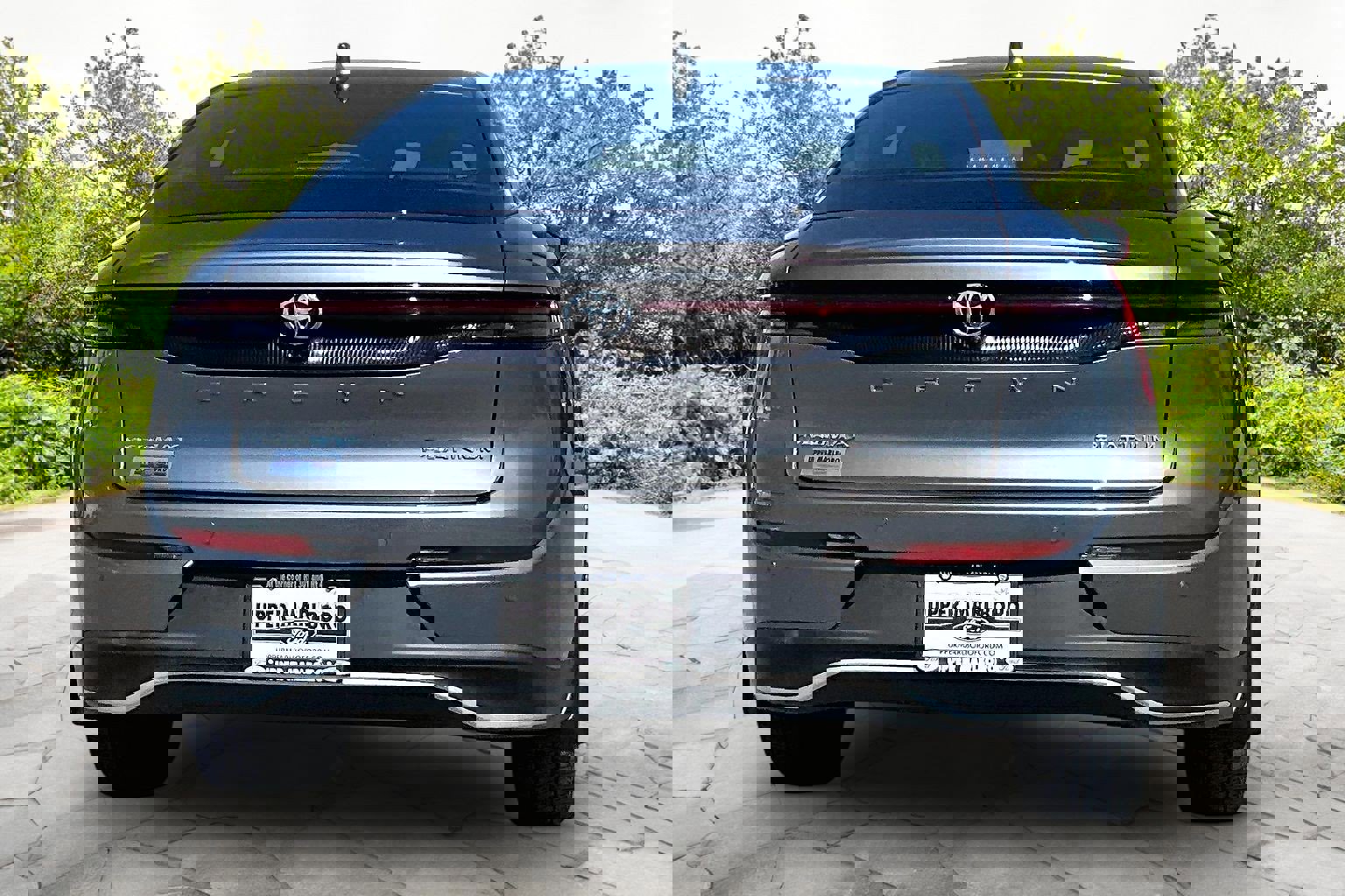 Used 2023 Toyota Crown Platinum image 4