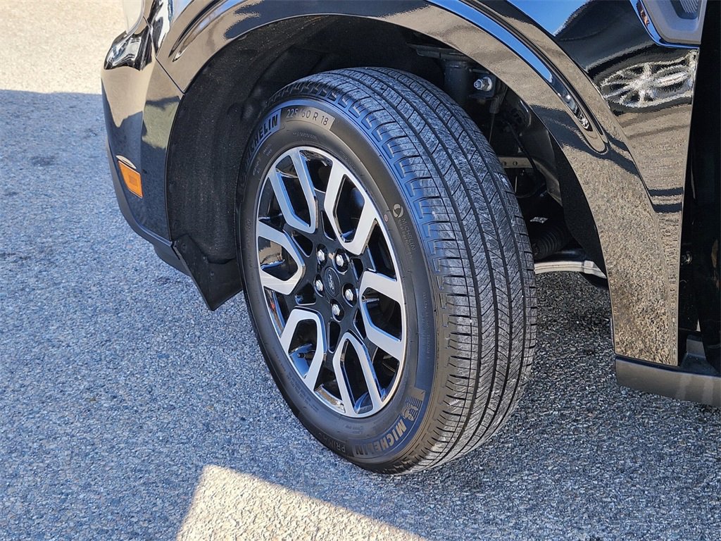 Certified 2023 Ford Maverick Lariat w/ Equipment Group 500A Standard image 33