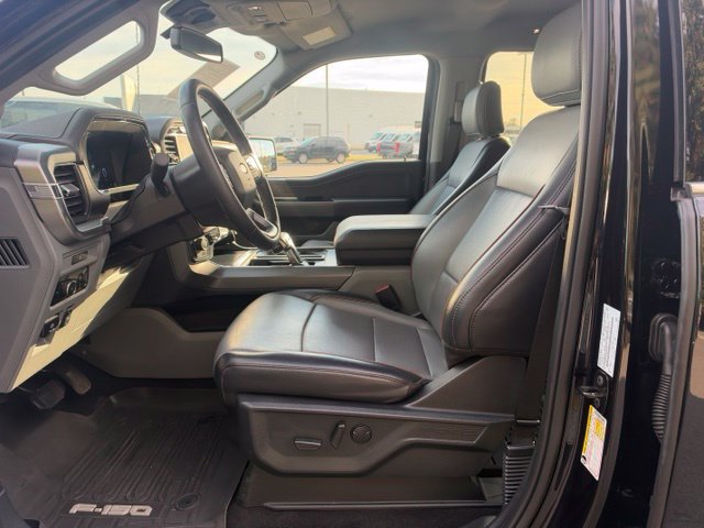 Certified 2025 Ford F150 Lariat w/ FX4 Off-Road Package AWD/4WD image 5