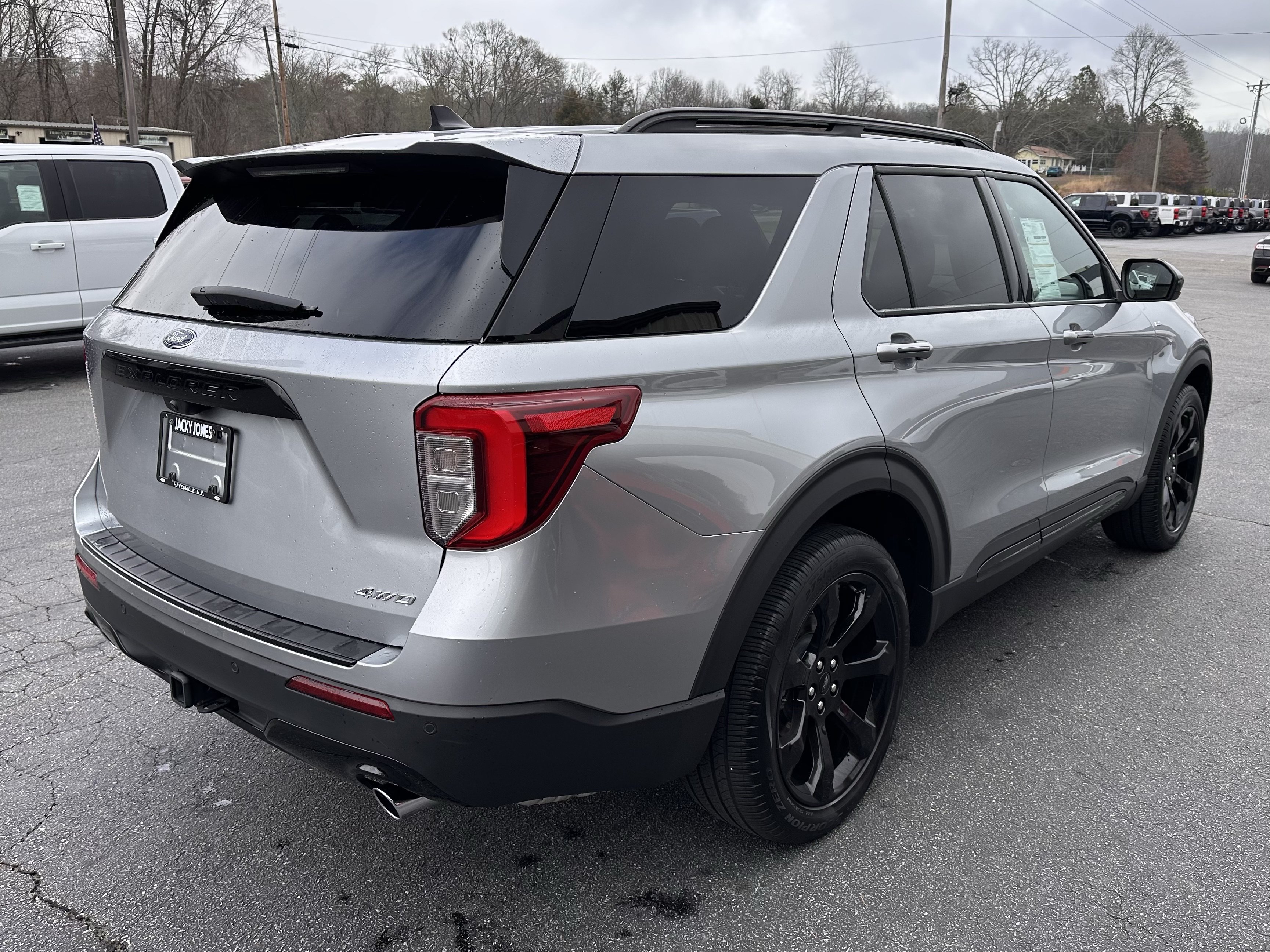 Certified 2023 Ford Explorer ST-Line w/ Class IV Trailer Tow Package AWD/4WD image 6