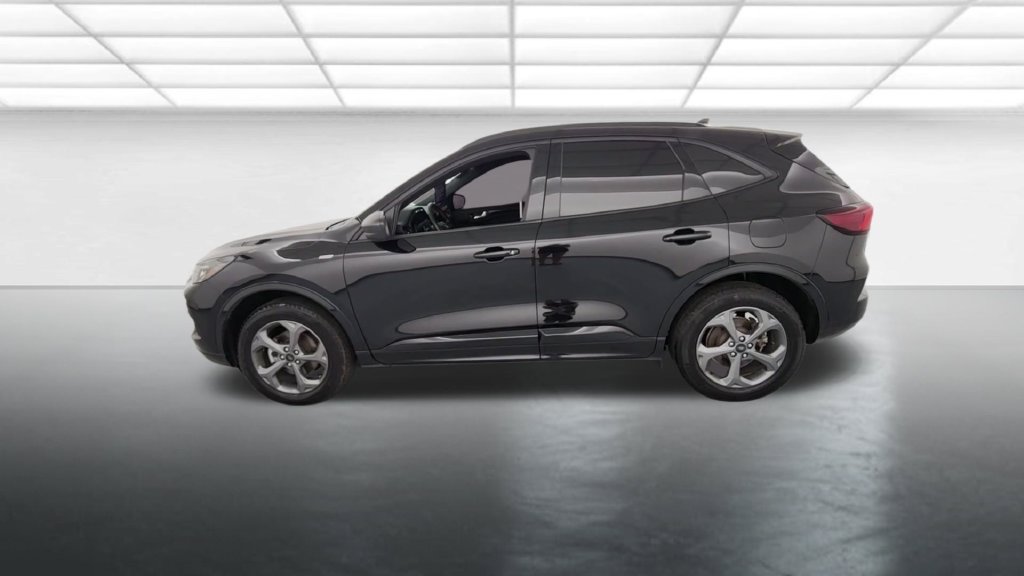 Certified 2024 Ford Escape ST-Line w/ Tech Pack #1 AWD/4WD image 6
