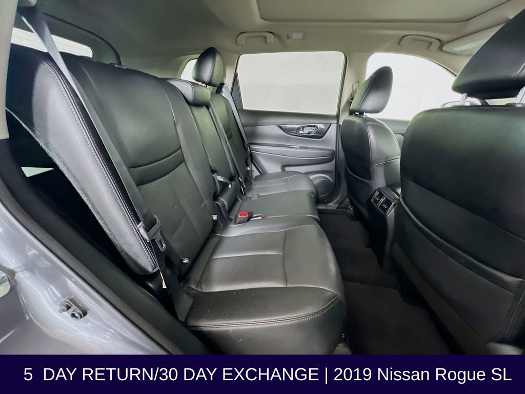 Used 2019 Nissan Rogue SL w/ Premium Package image 33