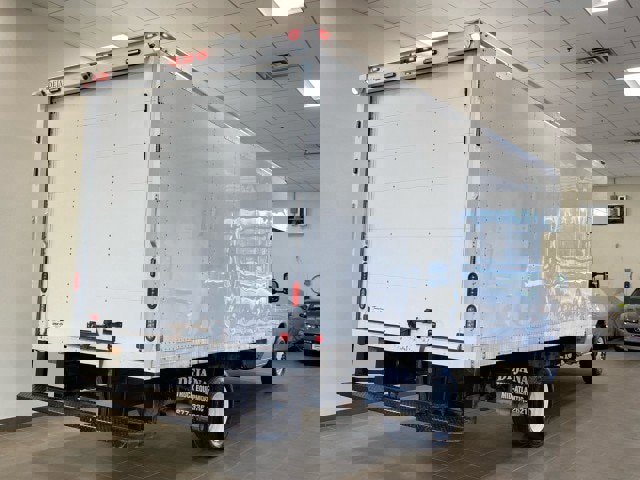 Certified 2023 Ford E-450 and Econoline 450 Super Duty w/ Power Windows & Locks Group image 4