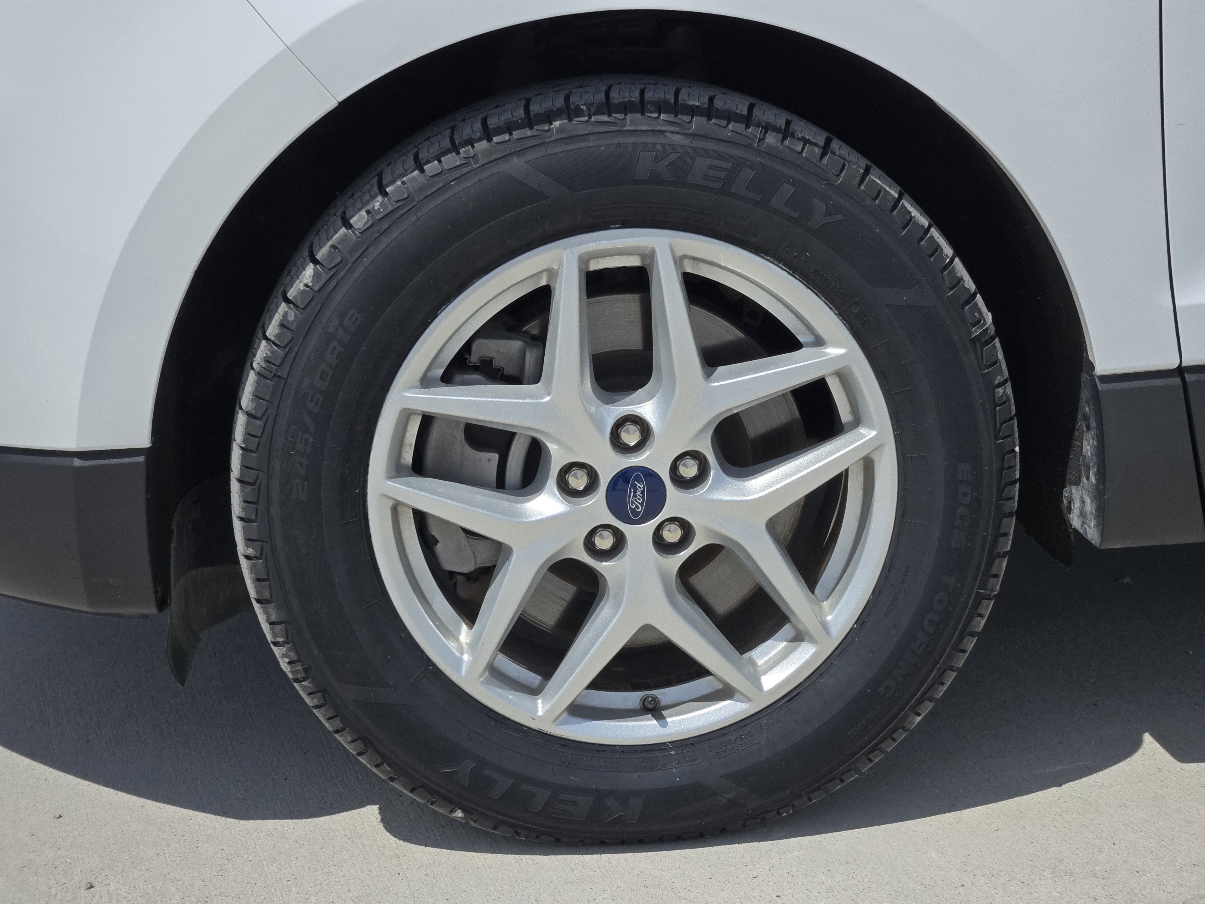 Certified 2022 Ford Edge SEL w/ Convenience Package image 13