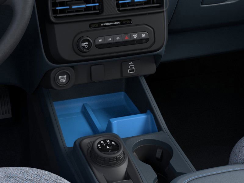 Certified 2025 Ford Maverick XLT w/ XLT Luxury Package image 16