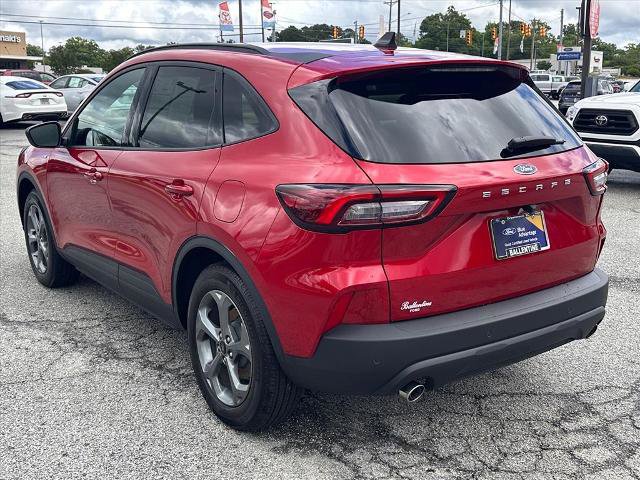 Certified 2026 Ford Escape ST-Line w/ Tech Pack #1 FWD image 5