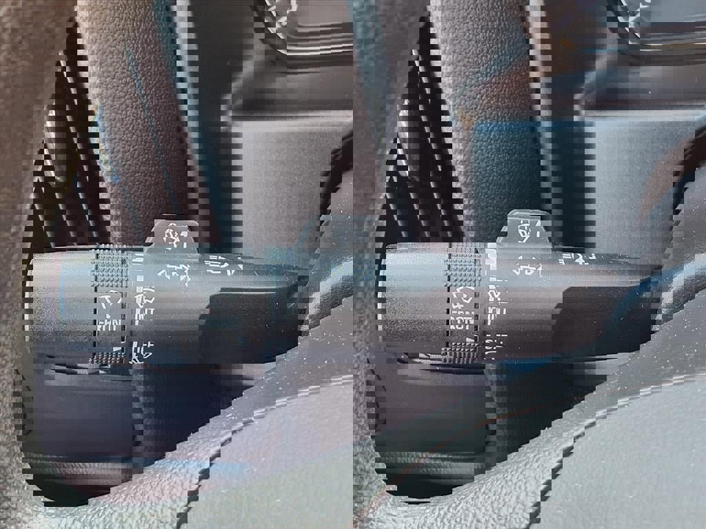 Used 2018 GMC Sierra 1500 4x4 Regular Cab w/ Sierra Convenience Package image 17