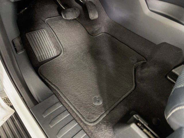 Certified 2023 Ford F150 Lariat w/ Equipment Group 502A High image 19