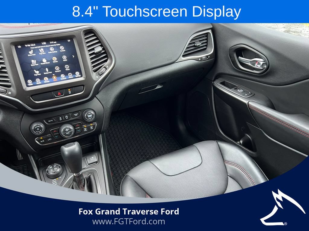 Used 2022 Jeep Cherokee Trailhawk w/ Premium Leather Package AWD/4WD image 33
