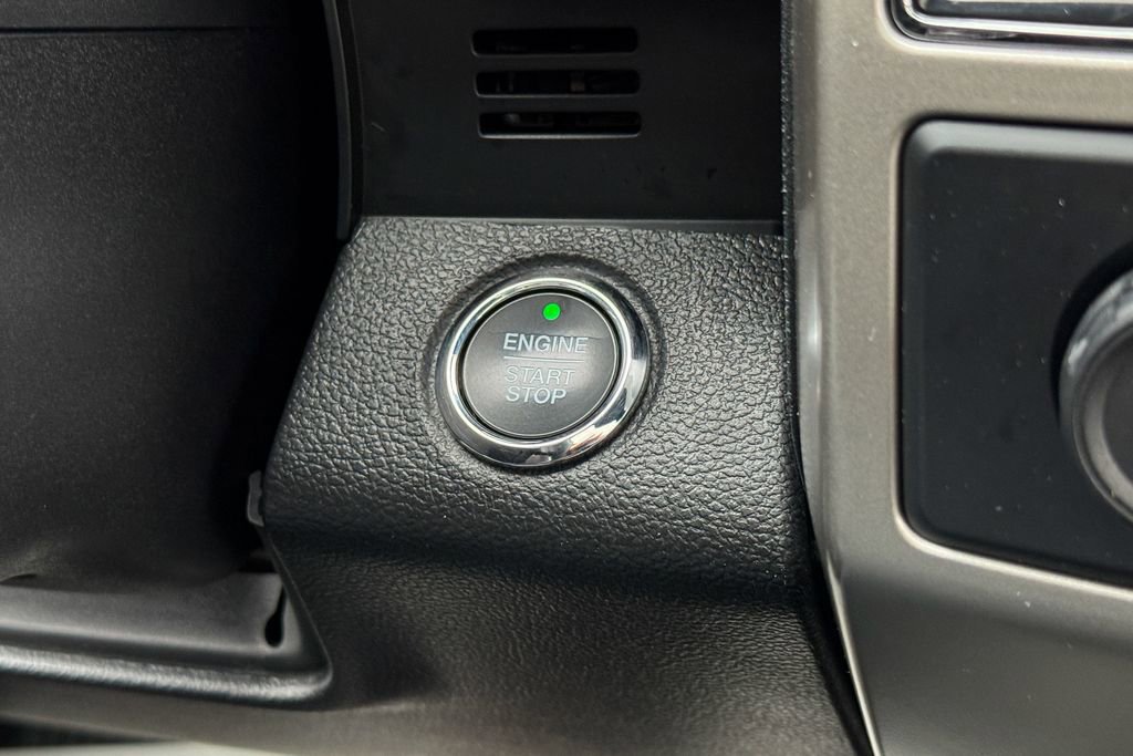 Certified 2017 Ford F150 Lariat image 33