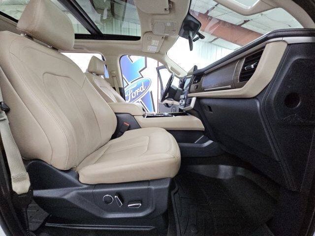 Certified 2022 Ford Expedition Max Limited AWD/4WD image 29