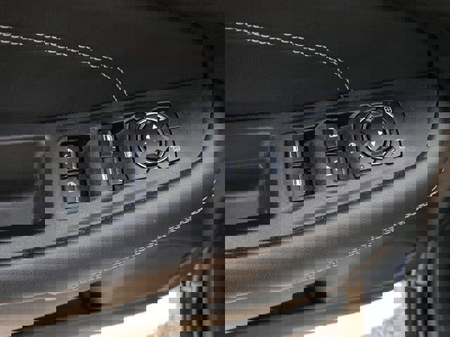 Certified 2024 Ford Edge Titanium image 14