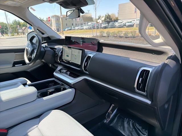 Certified 2025 Ford Expedition Max Platinum AWD/4WD image 47