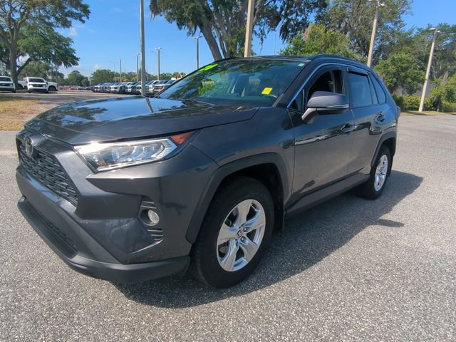 Used 2020 Toyota RAV4 XLE w/ XLE Grade Weather Package AWD/4WD image 9