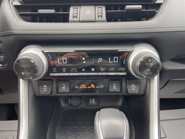 Used 2023 Toyota RAV4 XLE Premium AWD/4WD image 25