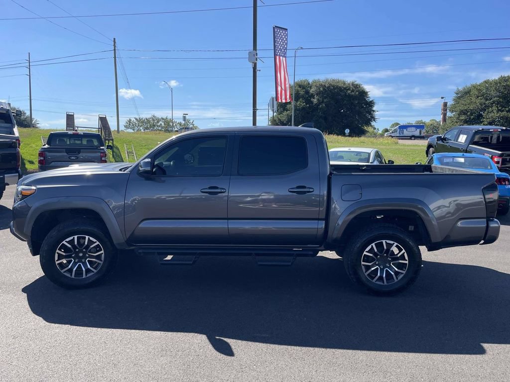 Used 2021 Toyota Tacoma TRD Sport w/ TRD Premium Sport Package RWD image 6