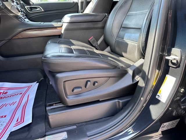 Used 2020 GMC Yukon XL Denali w/ Denali Premium Package AWD/4WD image 14