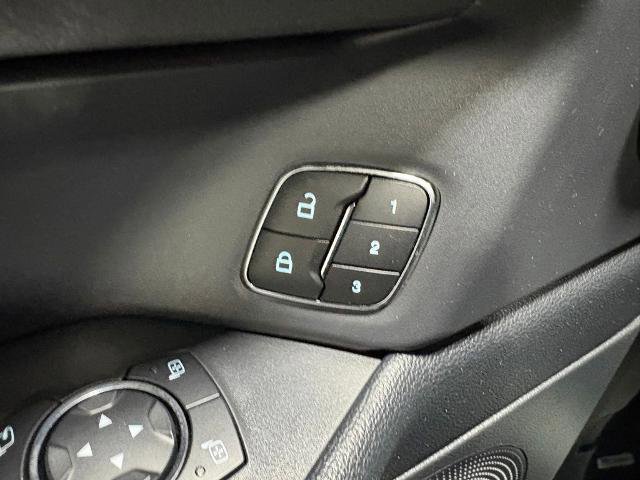 Certified 2022 Ford Expedition XLT w/ Equipment Group 202A AWD/4WD image 18