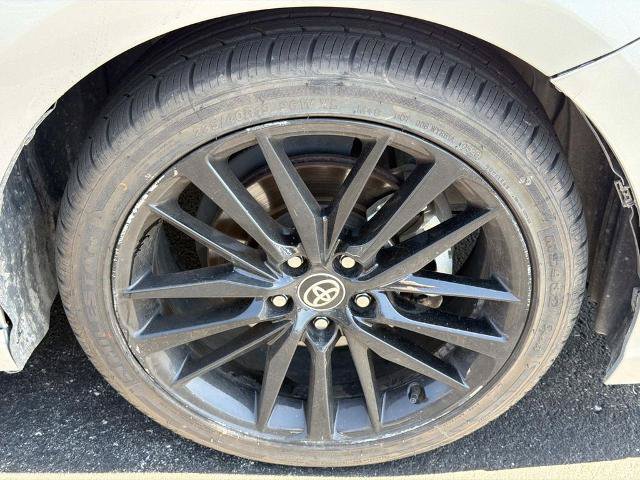 Used 2024 Toyota Camry XSE FWD image 9