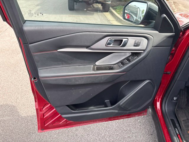 Certified 2025 Ford Explorer ST AWD/4WD image 8