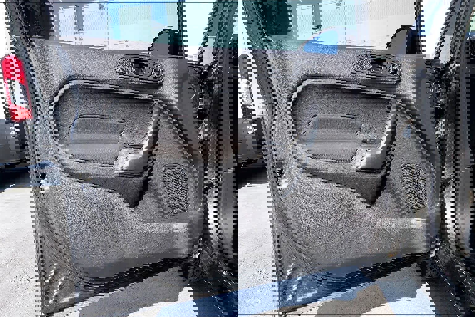 Certified 2017 Ford Fiesta SE image 27