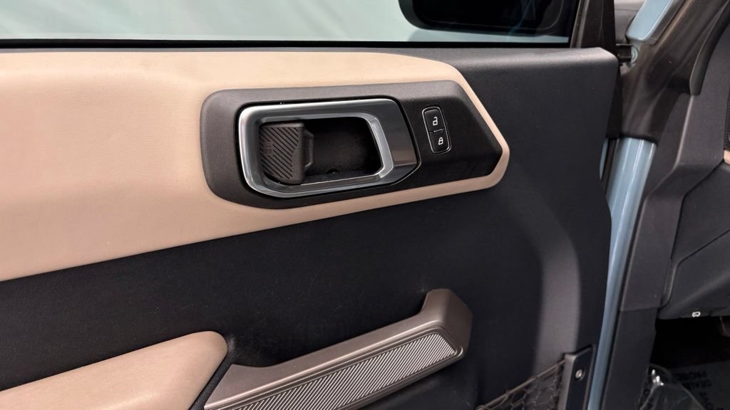 Certified 2022 Ford Bronco Wildtrak AWD/4WD image 18