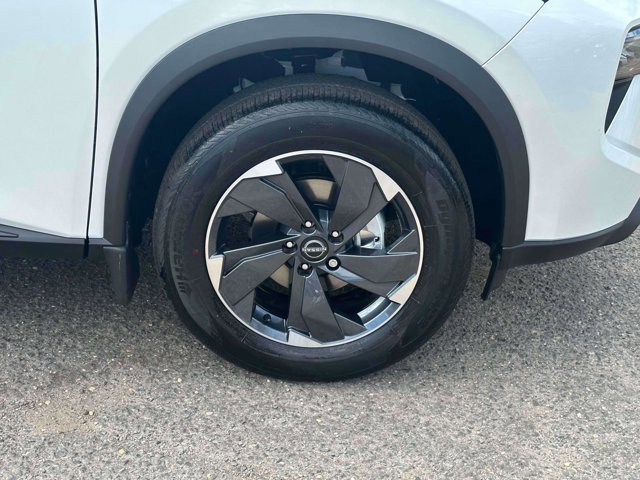 Used 2026 Nissan Rogue SV image 7