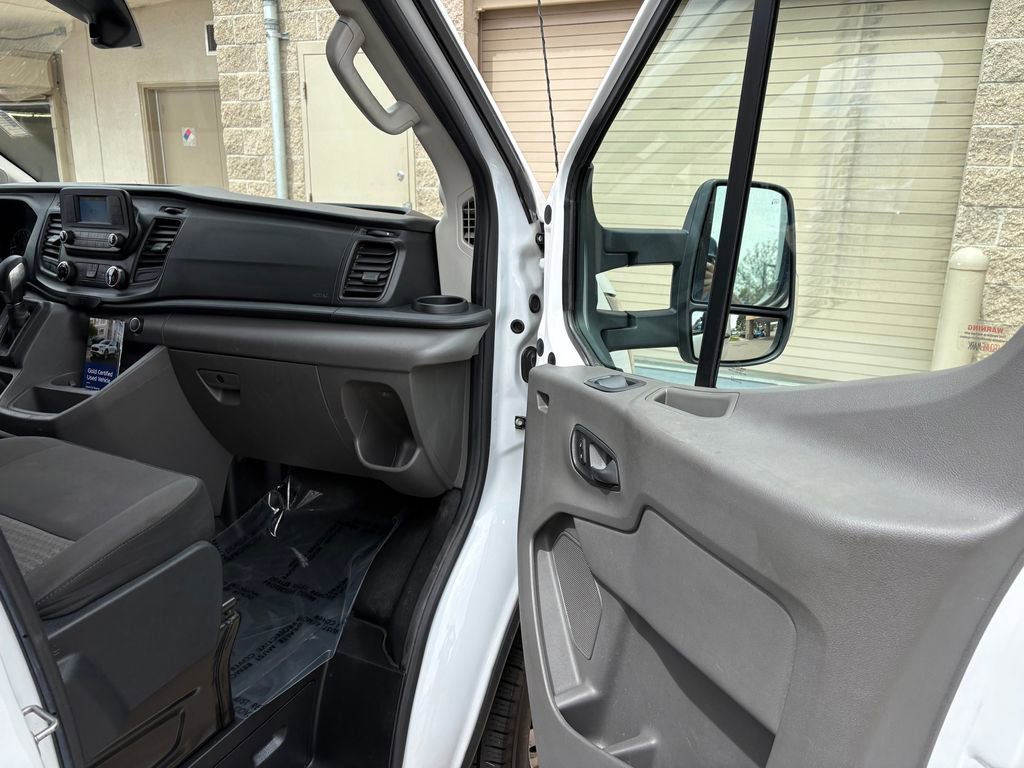Certified 2022 Ford Transit 250 Medium Roof RWD image 31