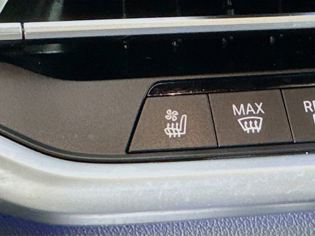 Used 2023 BMW X5 M50i w/ Executive Package image 24