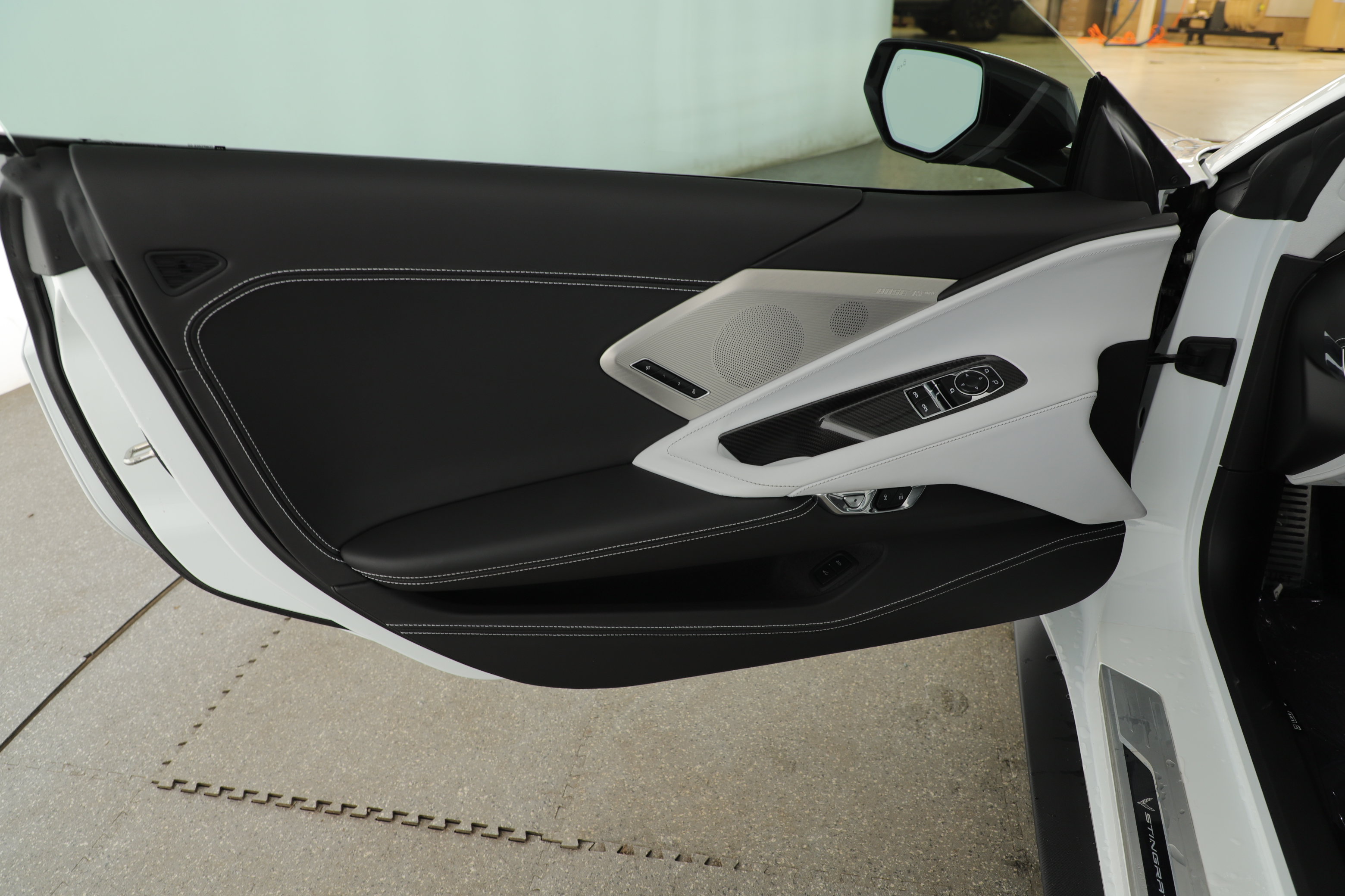 Used 2020 Chevrolet Corvette Stingray Premium Cpe w/ 3LT Preferred Equipment Group RWD image 9