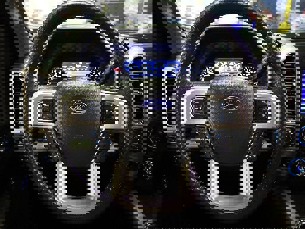 Certified 2020 Ford F250 Lariat image 22