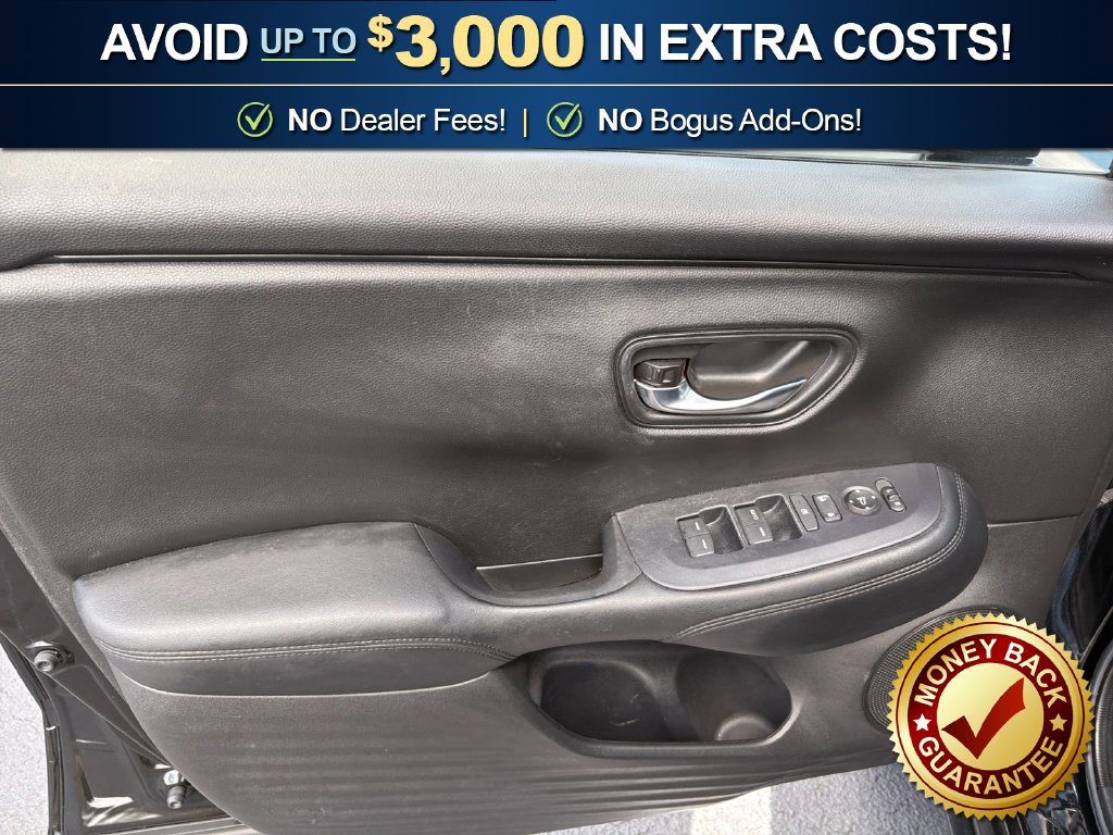Used 2025 Honda HR-V LX image 16