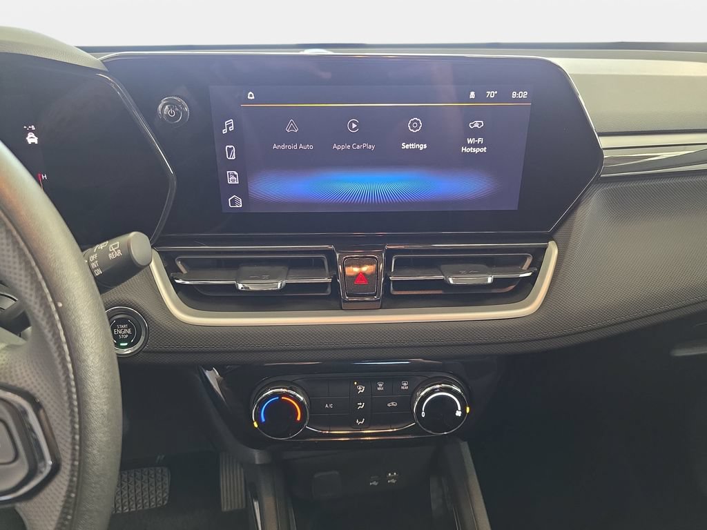 Used 2025 Chevrolet TrailBlazer LT AWD/4WD image 17