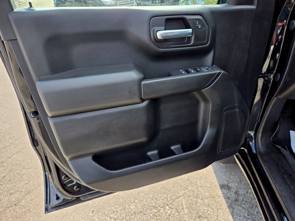 Used 2021 Chevrolet Silverado 1500 Custom Trail Boss w/ Safety Confidence Package AWD/4WD image 11