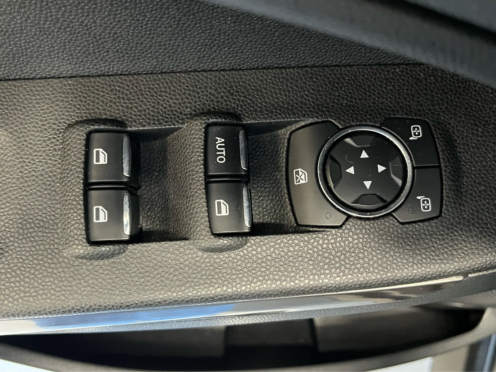 Certified 2020 Ford EcoSport SE w/ SE Convenience Package AWD/4WD image 28
