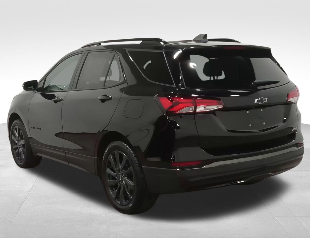 Used 2023 Chevrolet Equinox RS AWD/4WD image 6