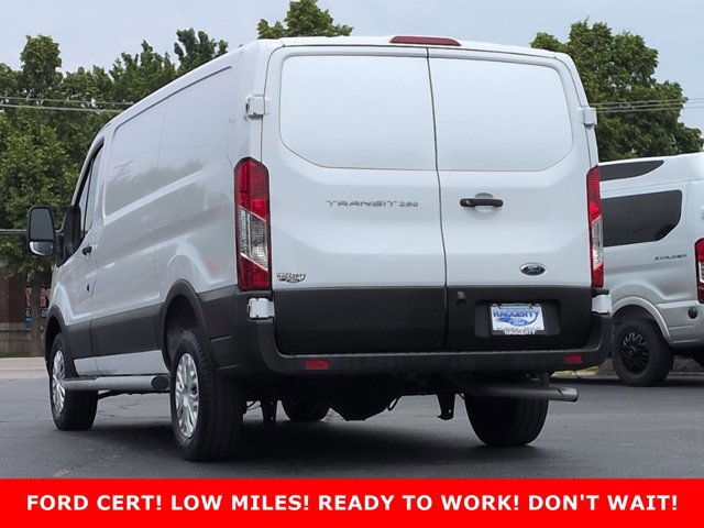 Certified 2025 Ford Transit 250 Low Roof w/ Exterior Upgrade Package RWD image 7