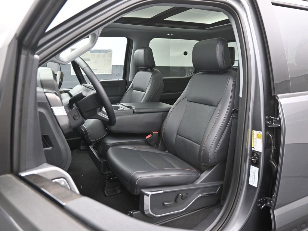 Certified 2024 Ford F250 Lariat w/ Tremor Off-Road Package image 35