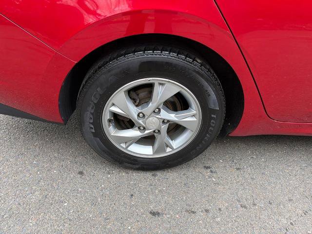 Used 2021 Hyundai Elantra SE w/ Cargo Package image 11