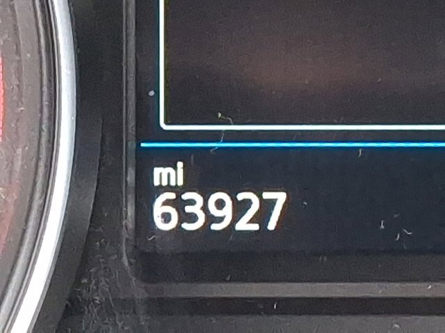 Used 2020 Volkswagen Atlas Cross Sport SE w/ Towing Package AWD/4WD image 5