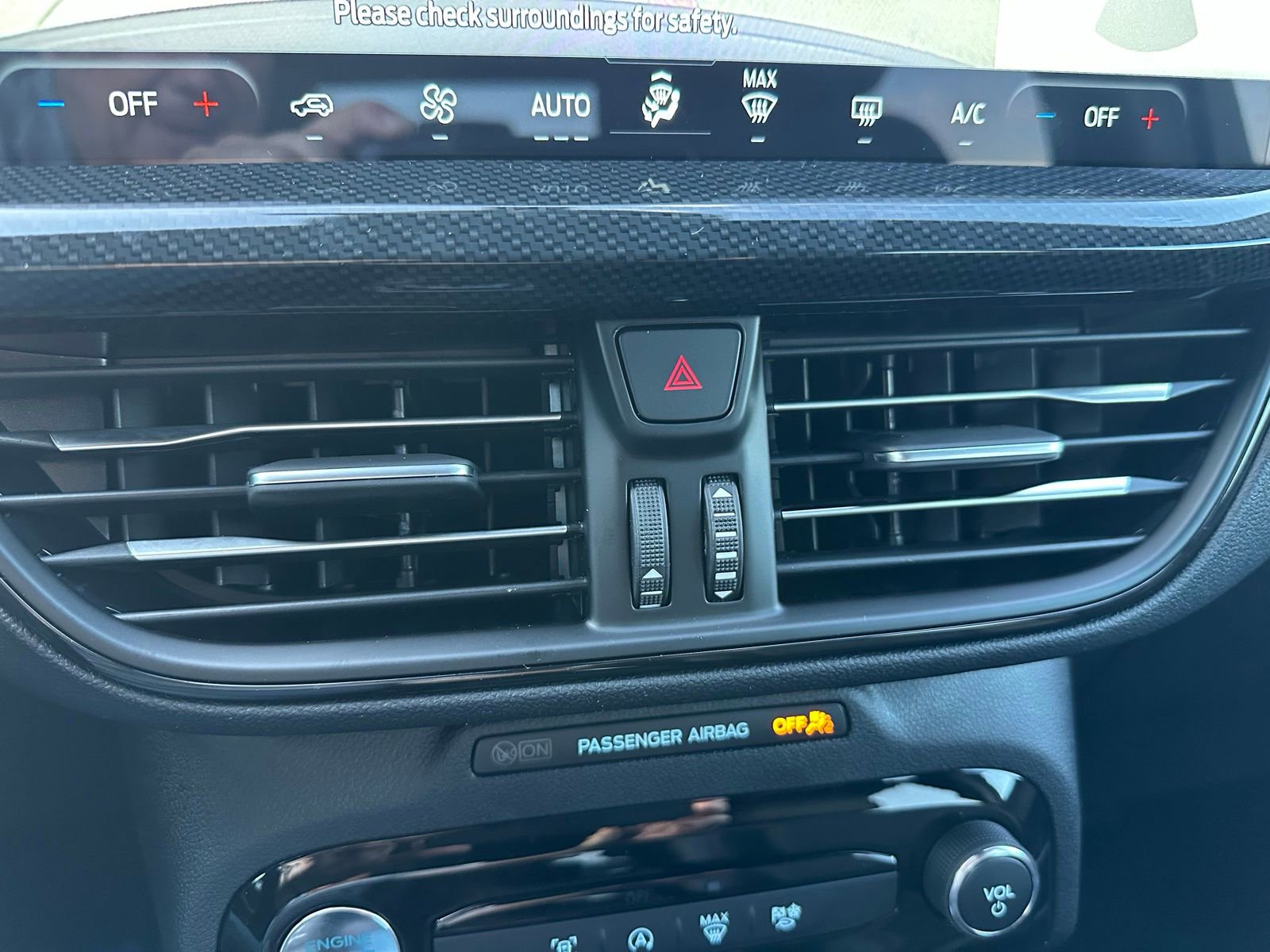 Certified 2025 Ford Escape ST-Line w/ Tech Pack #1 image 18