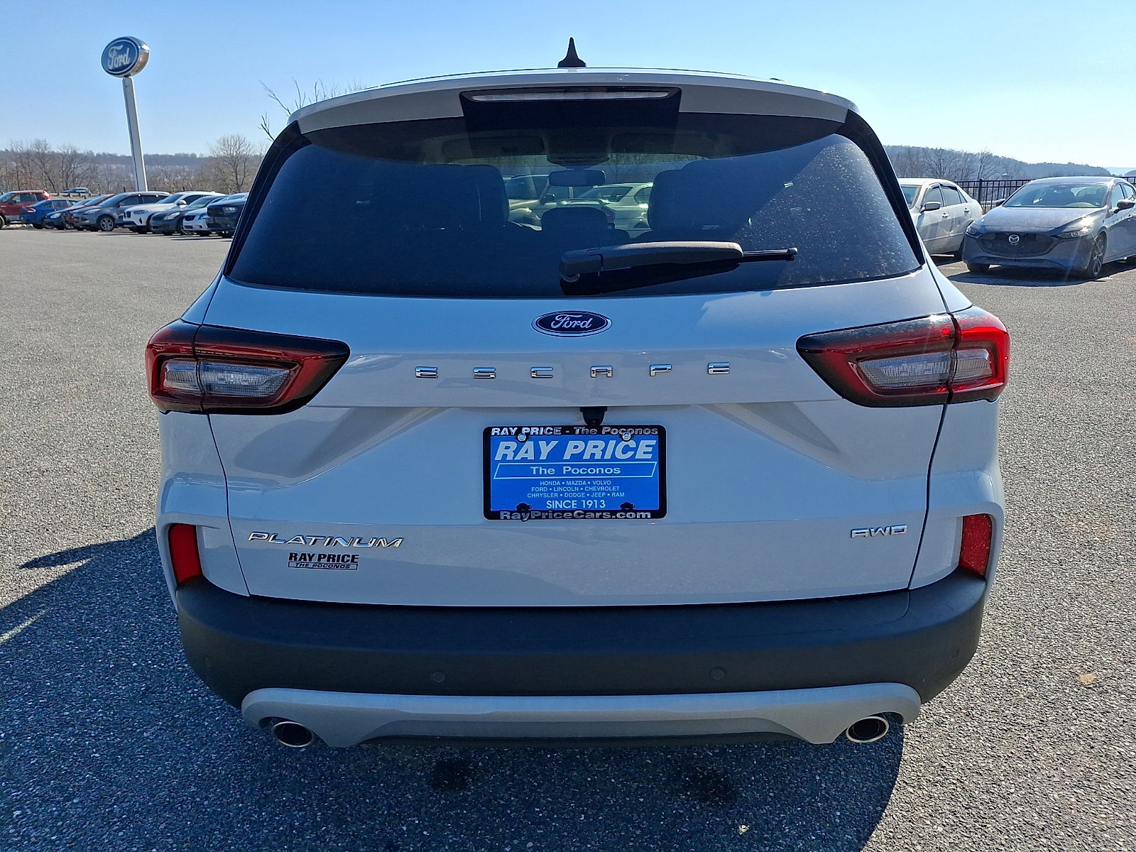 Certified 2025 Ford Escape Platinum w/ Premium Technology Package image 3