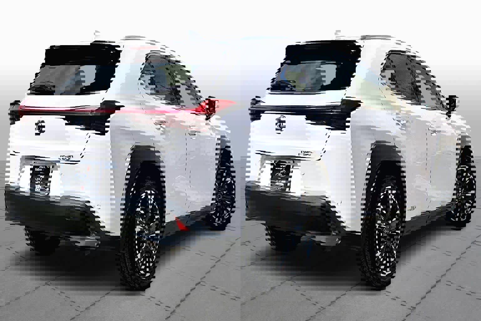 Used 2020 Lexus UX 250h w/ Premium Package image 3